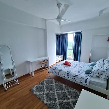 Homestay @ Bandar Seri Putra Kajang Exterior foto