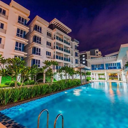 Homestay @ Bandar Seri Putra Kajang Exterior foto