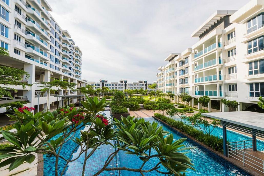Homestay @ Bandar Seri Putra Kajang Exterior foto